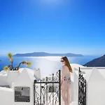 Ξενοδοχείο Sun Rocks Boutique - Caldera View & Sunset Dining Experience 3*