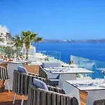 Sun Rocks Boutique - Caldera View & Sunset Dining Experience Otel 3*