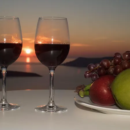 Sun Rocks Boutique - Caldera View & Sunset Dining Experience 3*