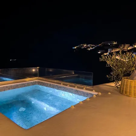 Sun Rocks Boutique - Caldera View & Sunset Dining Experience Ξενοδοχείο
