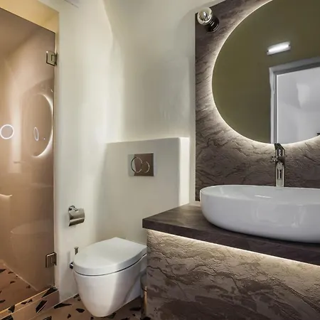 Sun Rocks Boutique - Caldera View & Sunset Dining Experience Hotel 3*
