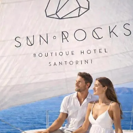 Sun Rocks Boutique - Caldera View & Sunset Dining Experience Firostefani