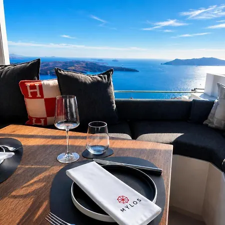 Sun Rocks Boutique - Caldera View & Sunset Dining Experience Firostefani