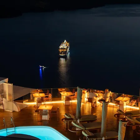 Sun Rocks Boutique - Caldera View & Sunset Dining Experience Hotel Firostefani