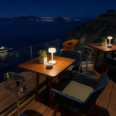 Hotel Sun Rocks Boutique - Caldera View & Sunset Dining Experience