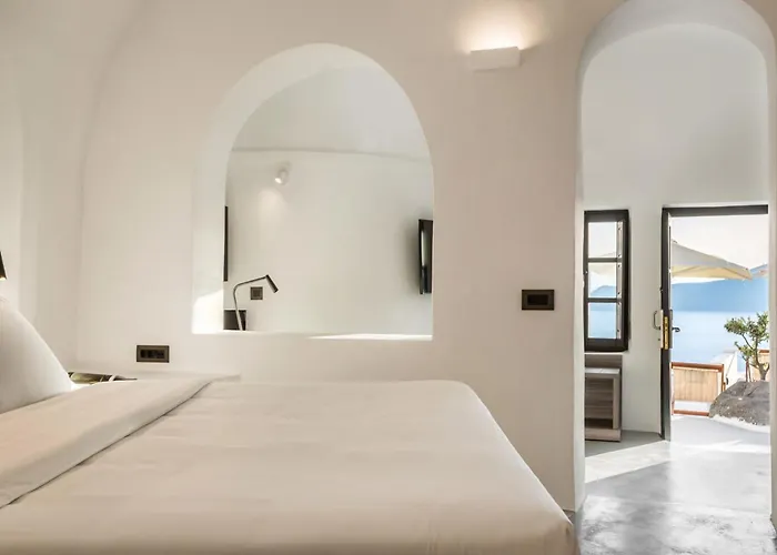 Sun Rocks Boutique Hotel