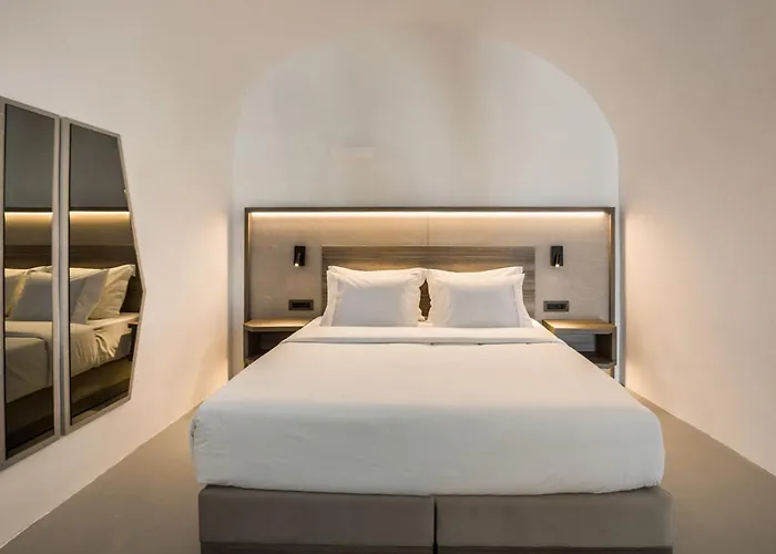 Sun Rocks Boutique フィロステファニ