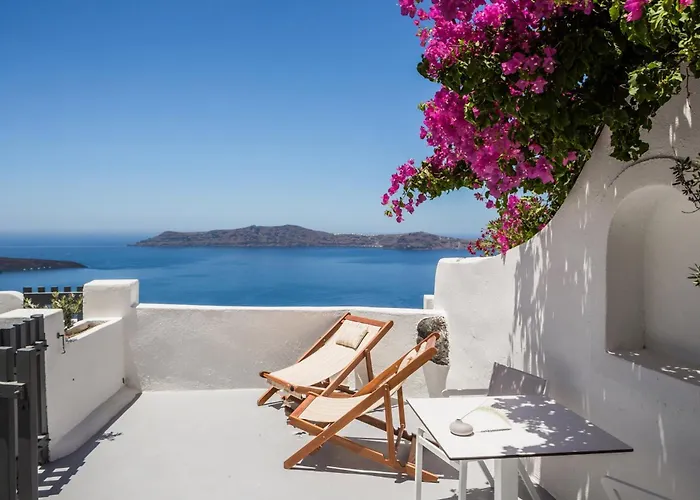 Sun Rocks Boutique - Caldera View & Sunset Dining Experience