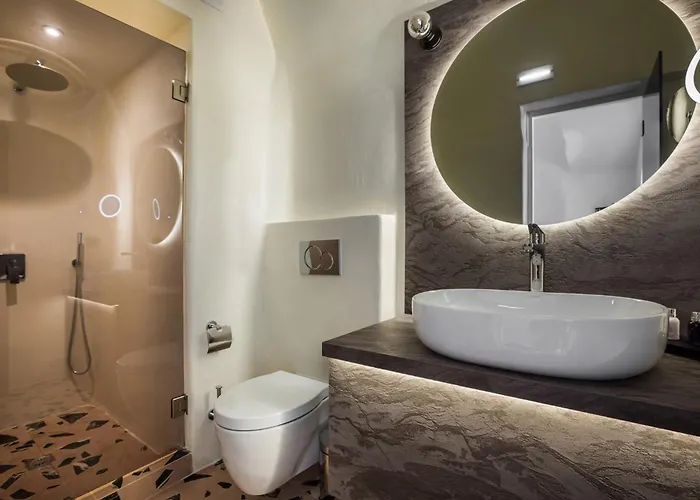 Sun Rocks Boutique - Caldera View & Sunset Dining Experience מלון 3*