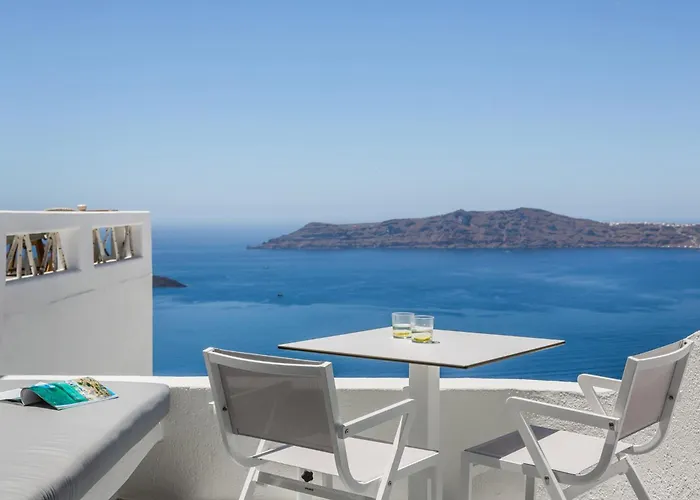 Sun Rocks Boutique - Caldera View & Sunset Dining Experience