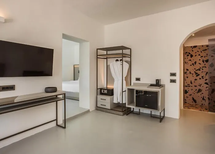 Sun Rocks Boutique - Caldera View & Sunset Dining Experience 3*