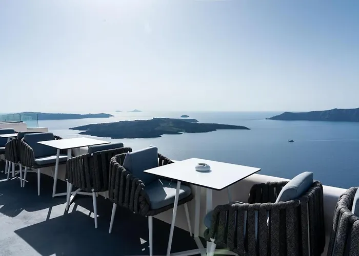 Sun Rocks Boutique - Caldera View & Sunset Dining Experience 3*