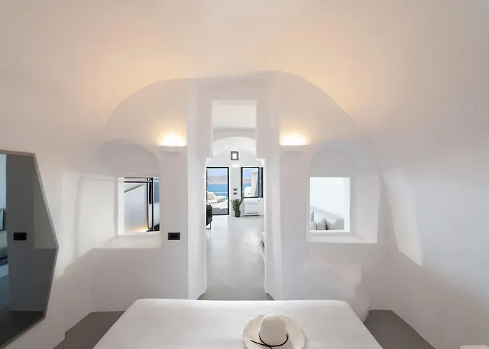 Sun Rocks Boutique - Caldera View & Sunset Dining Experience ホテル