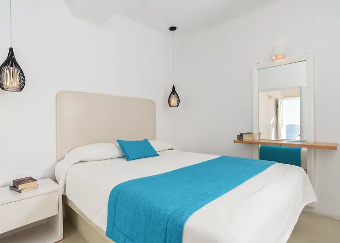 Sun Rocks Boutique Hotel Firostefani