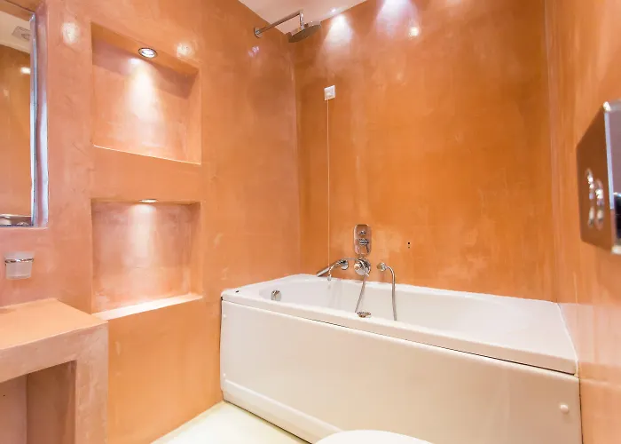 Sun Rocks Boutique Hotel 3*