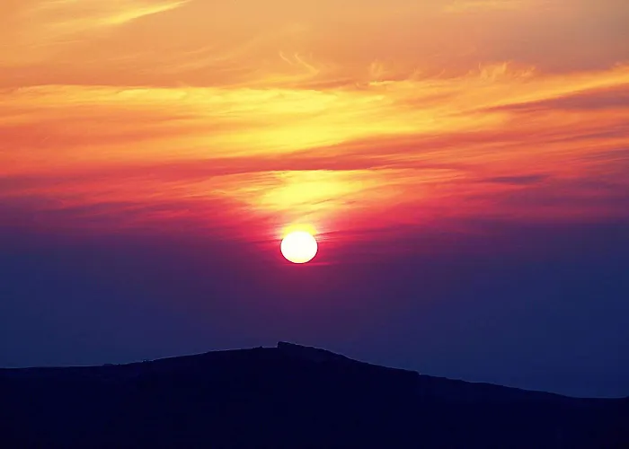 Sun Rocks Boutique Hotel 3*