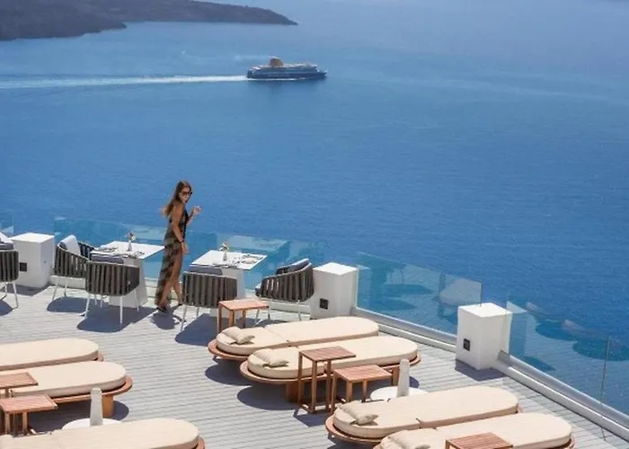 Sun Rocks Boutique Hotel