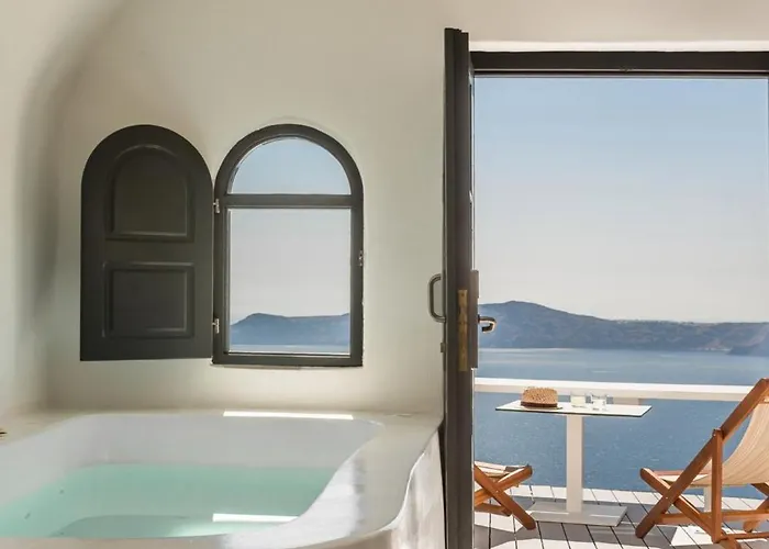 Hotel Sun Rocks Boutique Firostefani