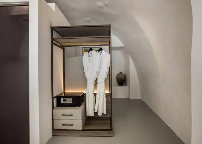 Sun Rocks Boutique Hotel